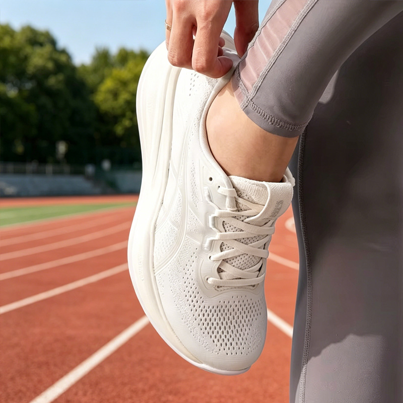 حذاء الجري النسائي من Asics، ح - مراجعة Table Tennis Shoes Asics وسعره
